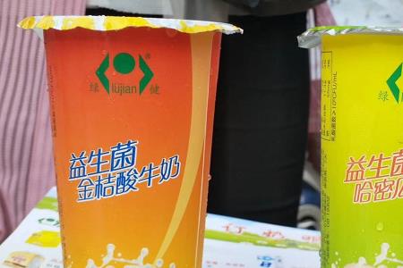 绿健奶和纯牛奶哪个好