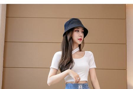 冰丝牛仔裤搭配什么衣服