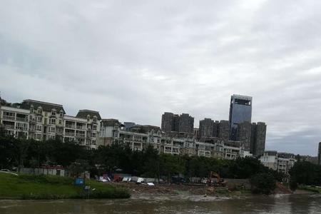 成都洪水原因