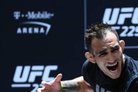 ufc踢到要害怎么判