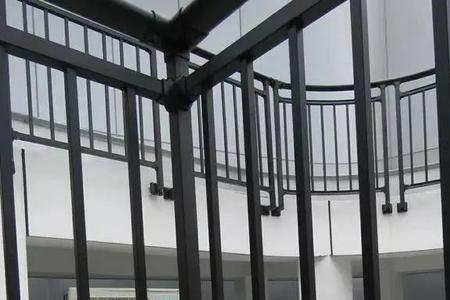 栏杆多少层需防雷接地
