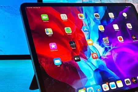 ipadpro2022可以直接插存储盘不