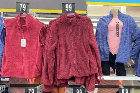 沃尔玛有卖衣服的吗