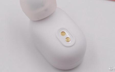 小米运动蓝牙耳机mini白灯常亮