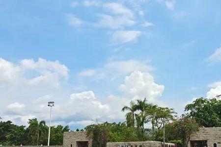 海南三亚有几所公办大学