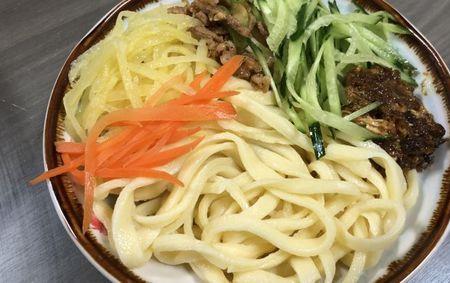 手擀面条吃法