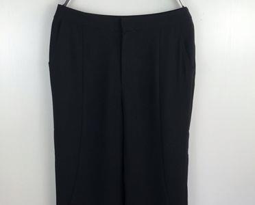 女兵裤子有前拉链吗