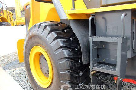 柳工装载机方向重是怎么回事