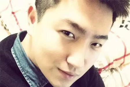 中年男人发给你自拍怎么回复