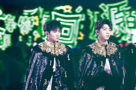 tfboys八周年演唱会能在手机上看嘛