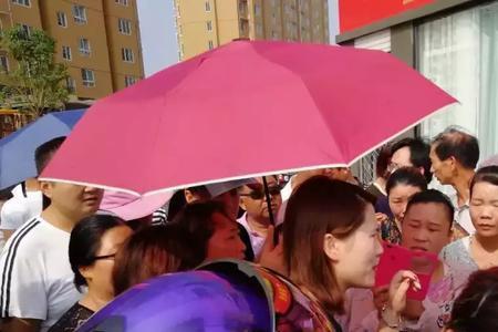美丽说主持人