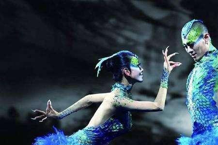 为什么孔雀舞最初是由男生跳的