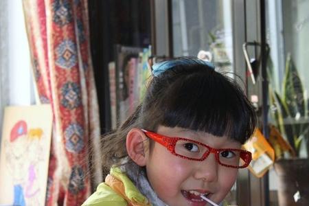 小侄女是指谁的孩子