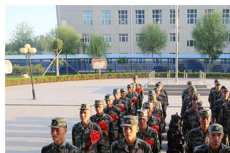 大四参军的利弊