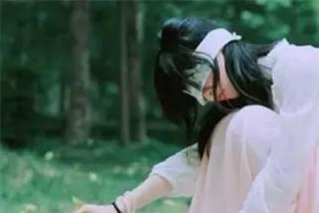 女的说心里憋屈怎么回复