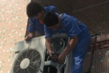 空调拆机收氟左松右紧吗