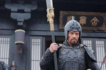 典韦救曹操用的什么兵器