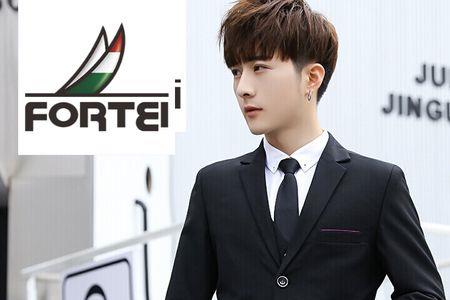 成人礼男孩穿的服装