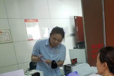 工行科技菁英岗和柜员哪个好