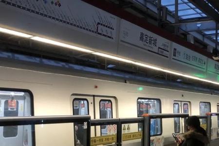 地铁11号线多少号车厢