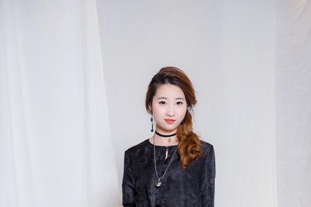 艾米缇奈女装是几线品牌