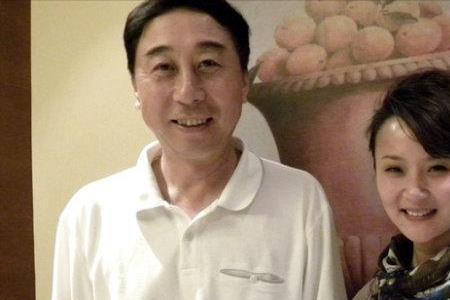 冯巩老婆艾慧是干什么的