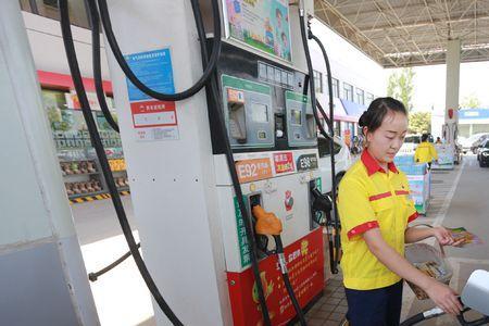 励马加油站为什么那么便宜