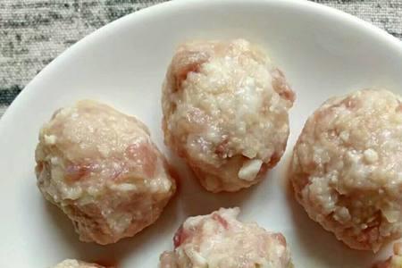 肉圆里为什么要放马蹄