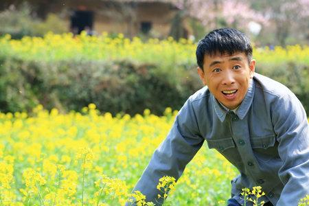 油菜花香福禄和英子接吻