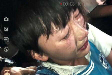 男生总欺负一个女生是为什么