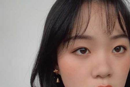 鼻子不好看适合什么发型