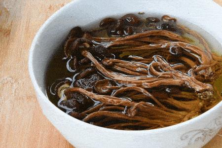 茶树菇粉可以洗头发吗