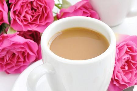 四朵玫瑰一杯咖啡是什么意思
