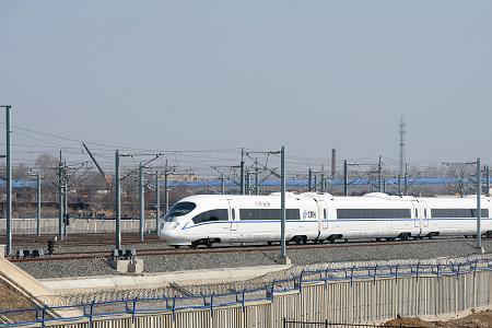 京沈高铁如何穿越长城