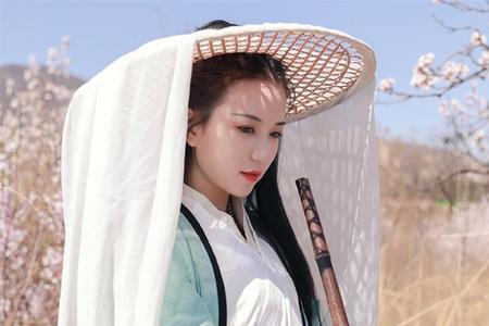 古代女子头上戴的斗笠叫什么
