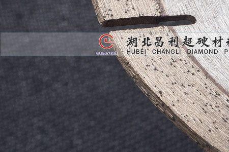 切割瓷砖和切割木头的锯齿区别