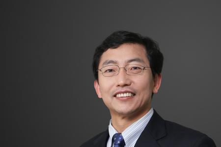 主任与经理哪个官职大