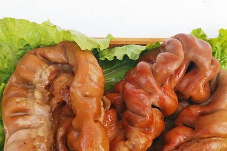 驴肉和驴板肠能一起煮吗