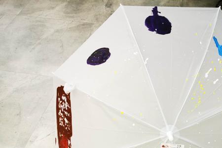 雨伞上可以写名字吗