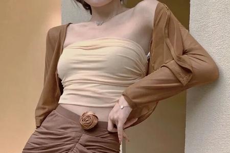 蒙娜丽莎07012是哑光吗