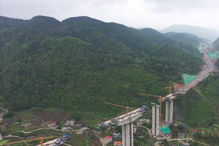 官新高速通车时间