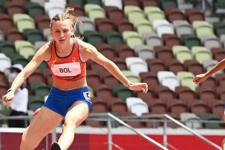 女子400米前八名决赛成绩