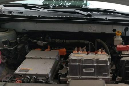 ev450动力电池总成安装在什么地方