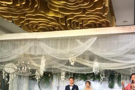 婚礼领导致辞结束主持人引导语