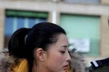 45岁靳东有女儿吗
