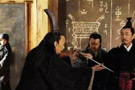 孔子一共辅佐了几代商王