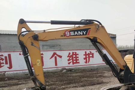挖机正常行驶1小时多少公里