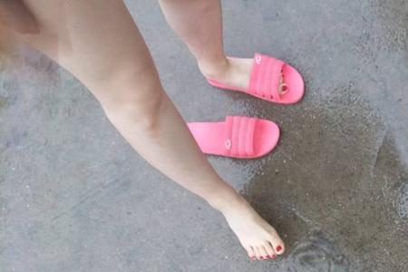为什么下雨地上总是湿湿的