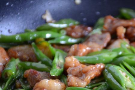 杭椒鸭柳的做法大全