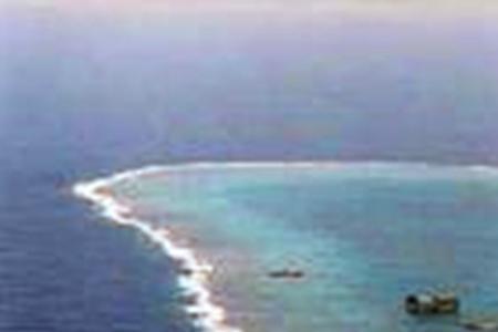 关岛海域水深多少